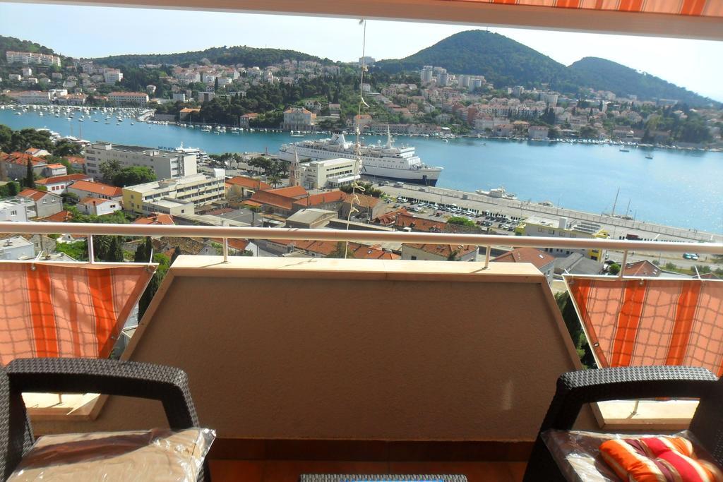 Anela With Large Common Tarrace And Beautiful Sea View Gasthof Dubrovnik